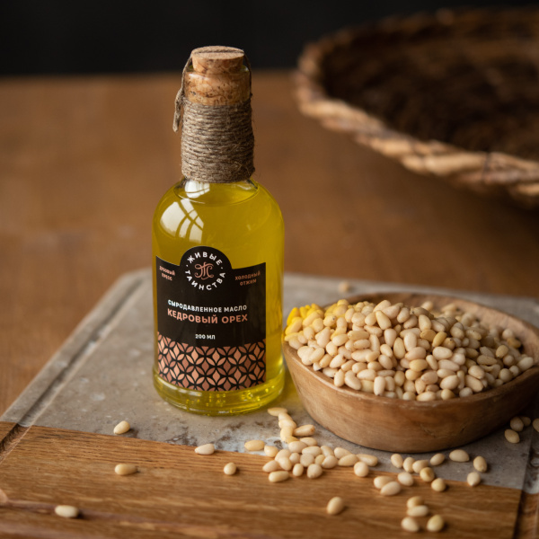 Сыродавленное масло Кедровый орех, 200 мл